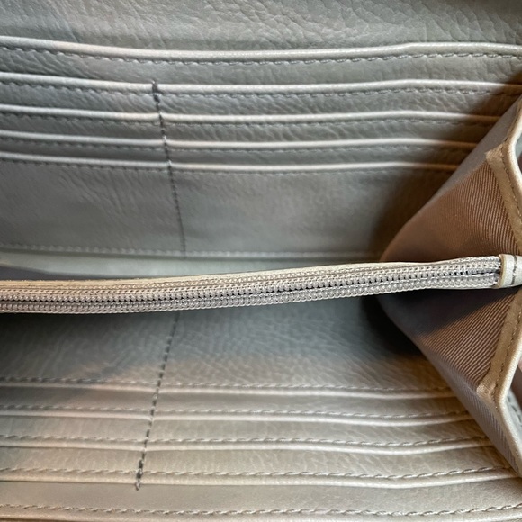 The Sak Blush Pink leather wallet - Picture 6 of 14